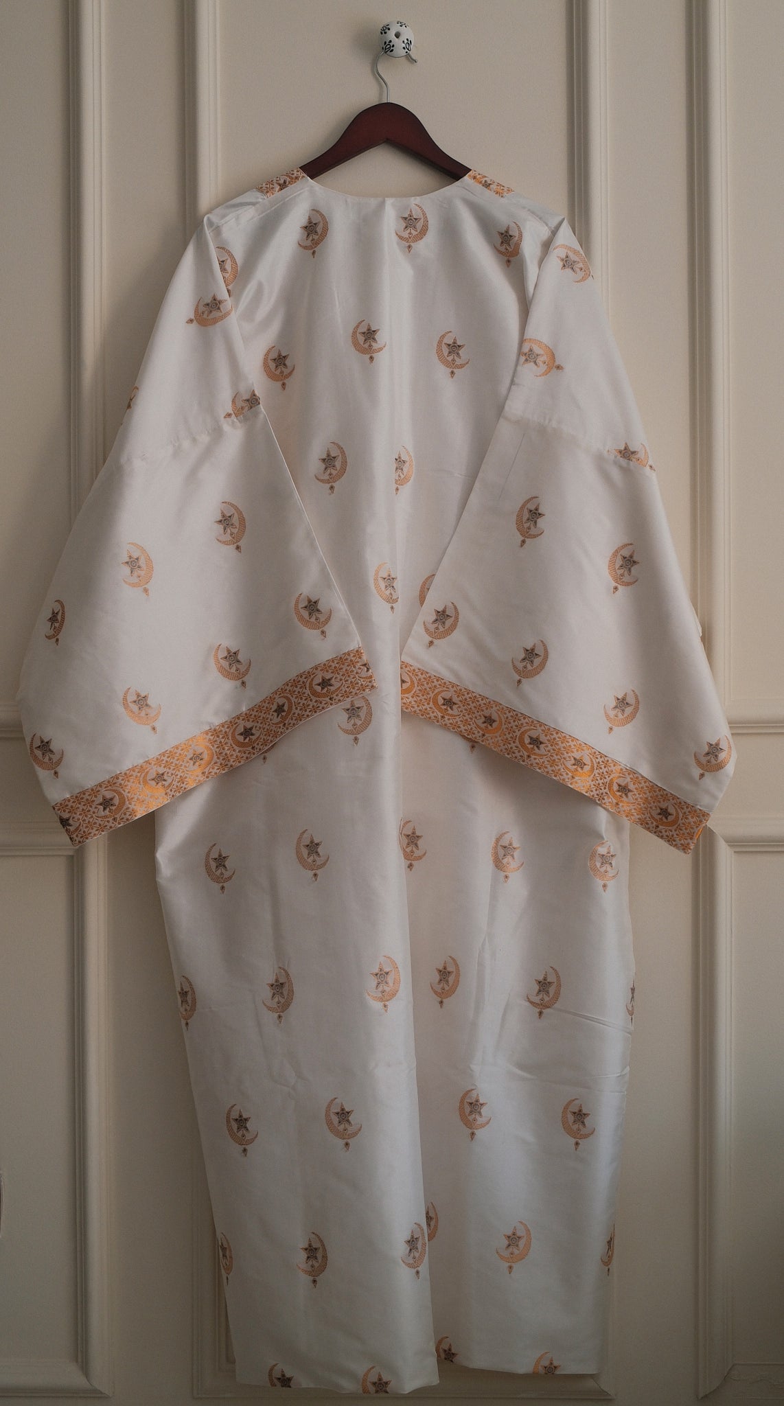 ‘The Kaguya’ in Suhail · Silver and Powder Blue Gunaa on Paat Silk