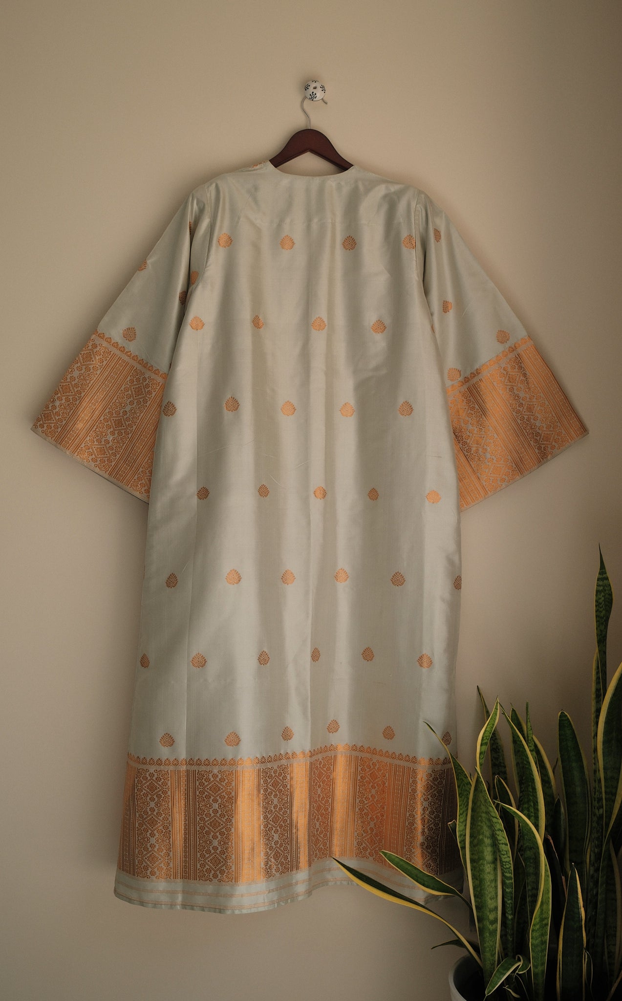 'The Rudaba' in Seafoam · Gold Gunaa on Paat Silk