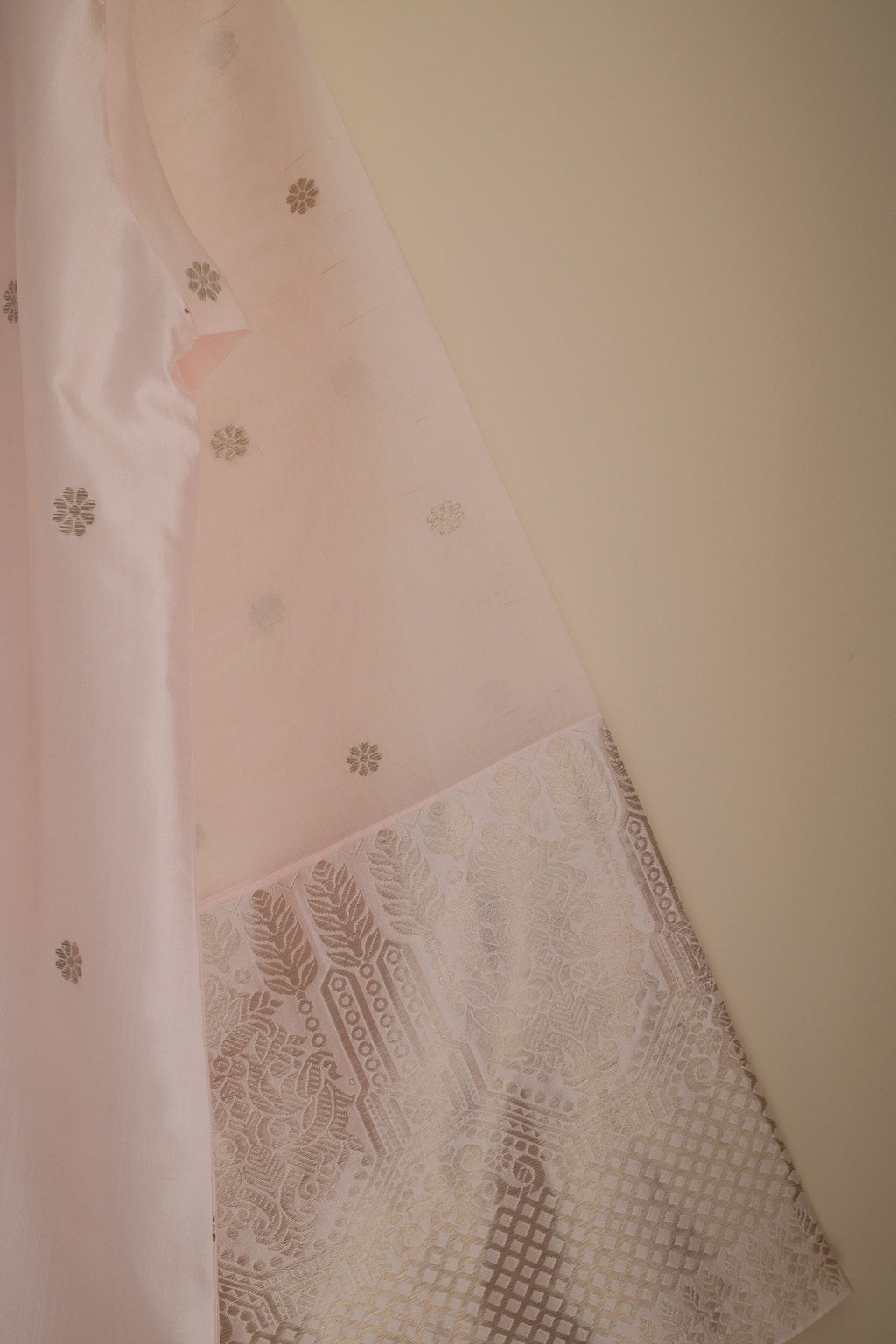 'The Rudaba' in Freshwater Pearl · Silver Gunaa on Paat Silk with Kesa Paat Sleeves
