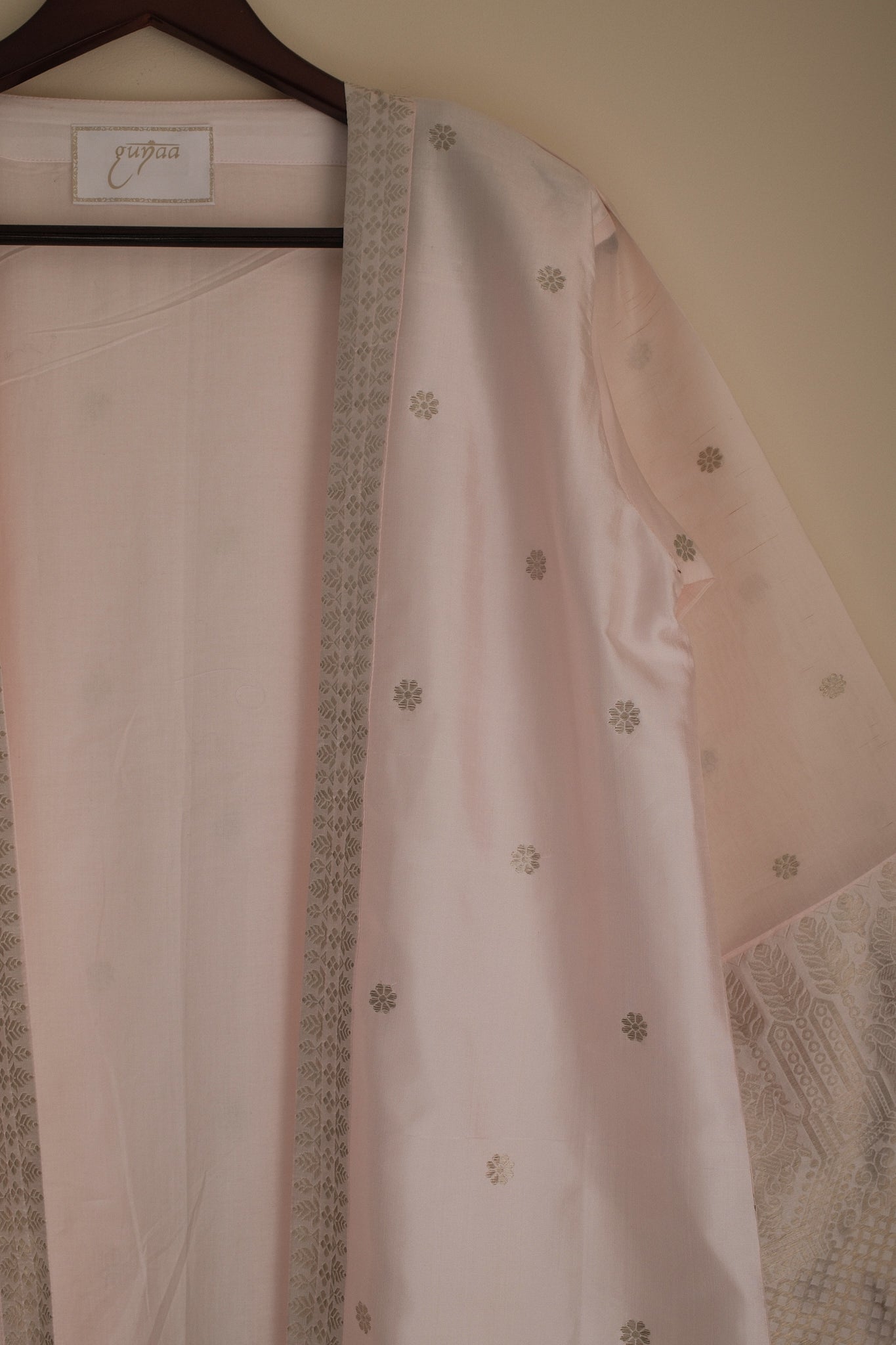 'The Rudaba' in Freshwater Pearl · Silver Gunaa on Paat Silk with Kesa Paat Sleeves