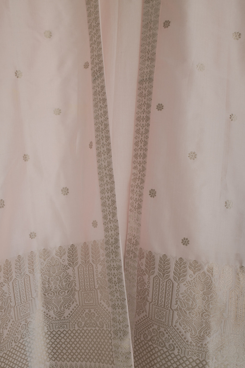 'The Rudaba' in Freshwater Pearl · Silver Gunaa on Paat Silk with Kesa Paat Sleeves