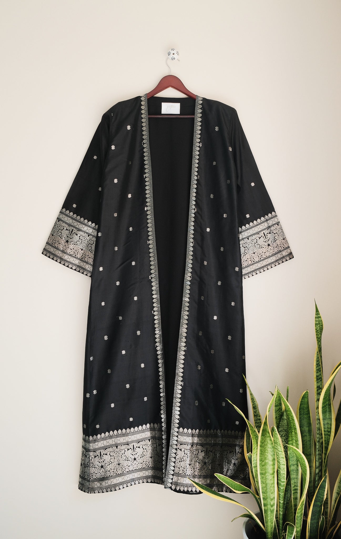 'The Rudaba' in Onyx · Silver Gunaa on Paat Silk